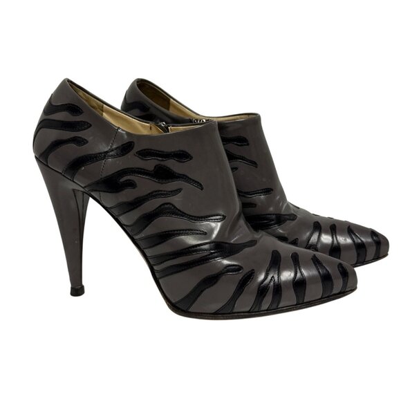 Prada Women's Ankle Boots Grey Leather Tiger Booties Heeled Zip EU 39 US 8.5 - Picture 1 of 9